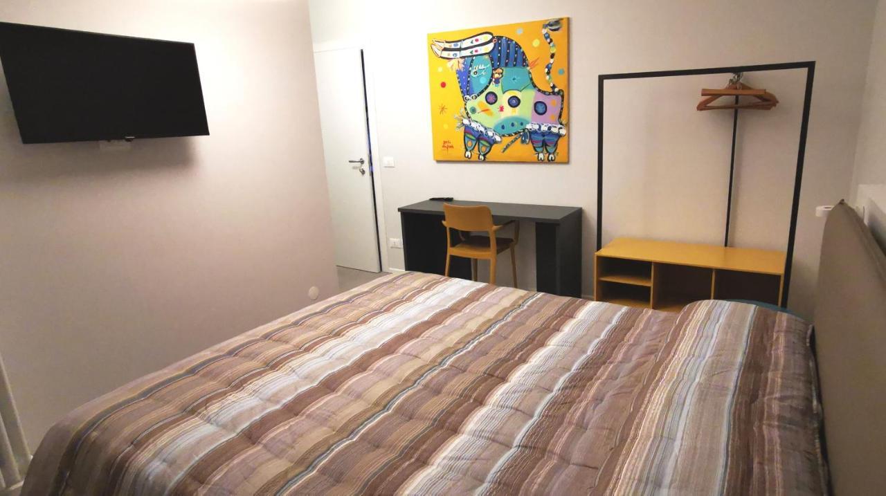 Hotel Casa Dora à Cesena Extérieur photo