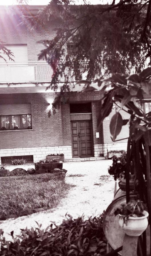 Hotel Casa Dora à Cesena Extérieur photo